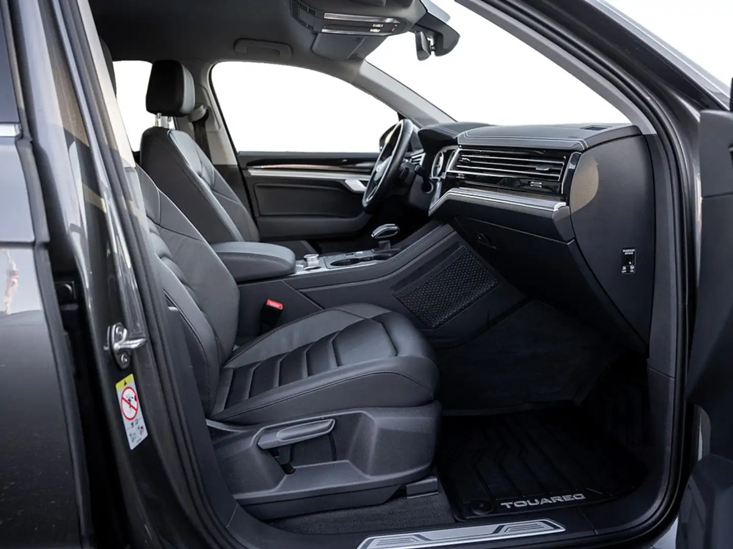 Volkswagen Touareg 3.0 TDI Elegance 4M AHK LEDER KAM ACC Grau - 2