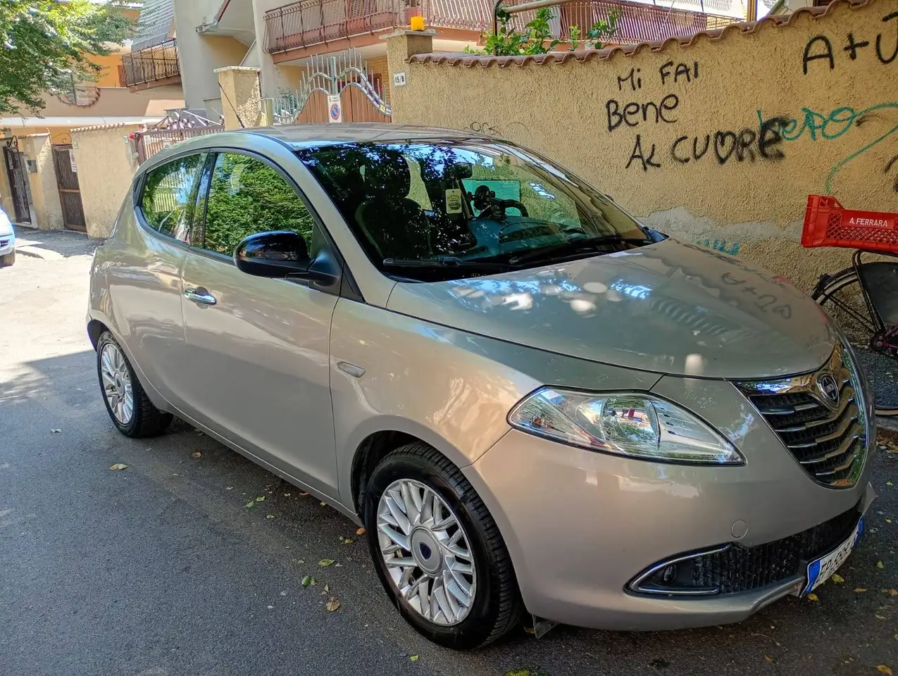 Lancia Ypsilon