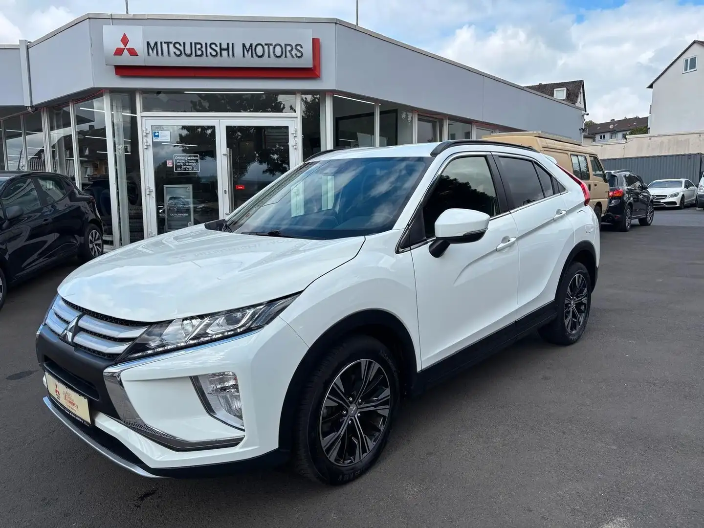 Mitsubishi Eclipse Cross Diamant Edition 1.5 T-MIVEC 2WD CV Weiß - 1
