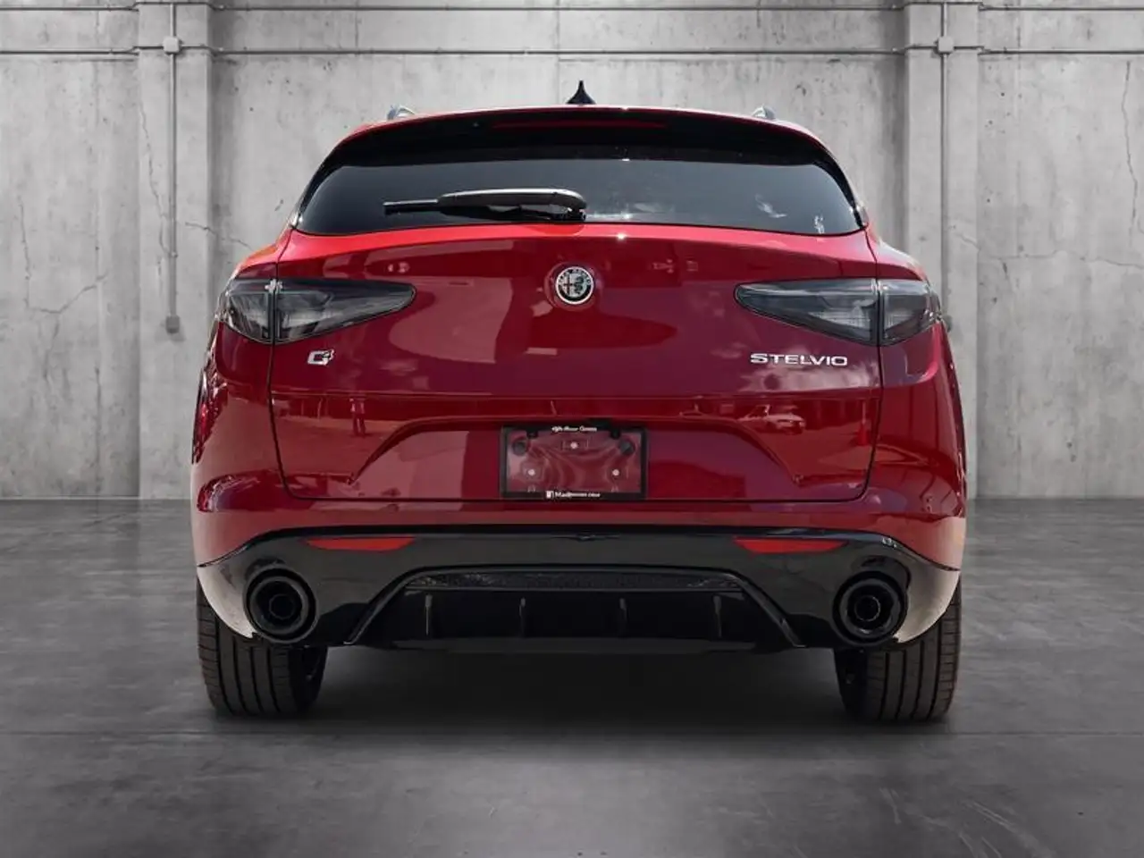 Alfa Romeo Stelvio снимка Alfa Romeo Stelvio