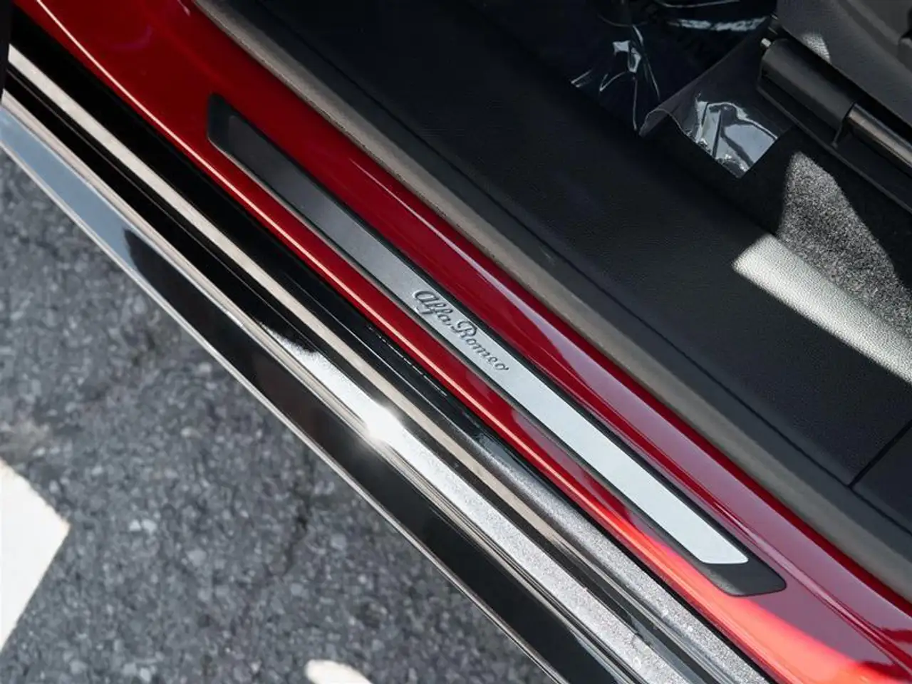 Alfa Romeo Stelvio снимка Alfa Romeo Stelvio