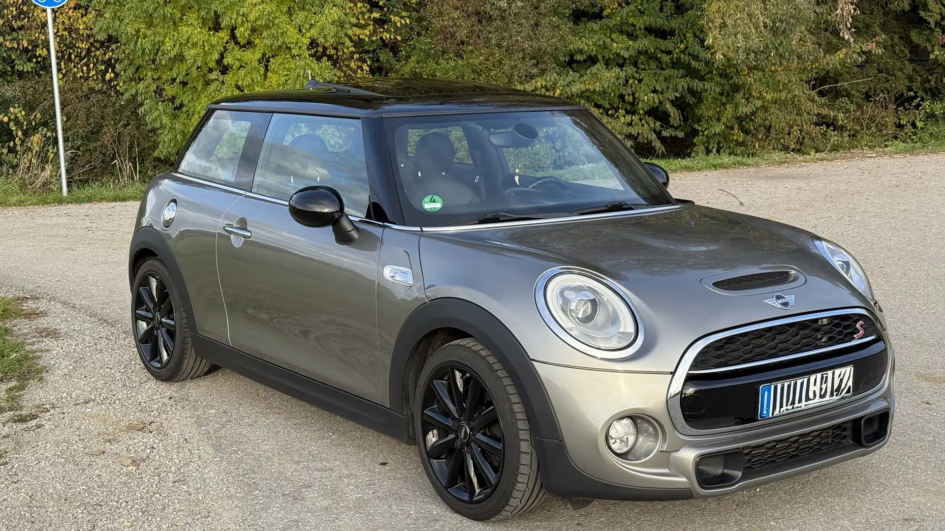 MINI Cooper S Sport-Aut. Seven Chili Silber - 2