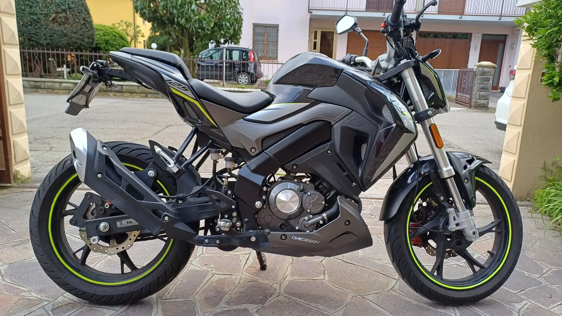 Keeway RKF 125 Negro - 1
