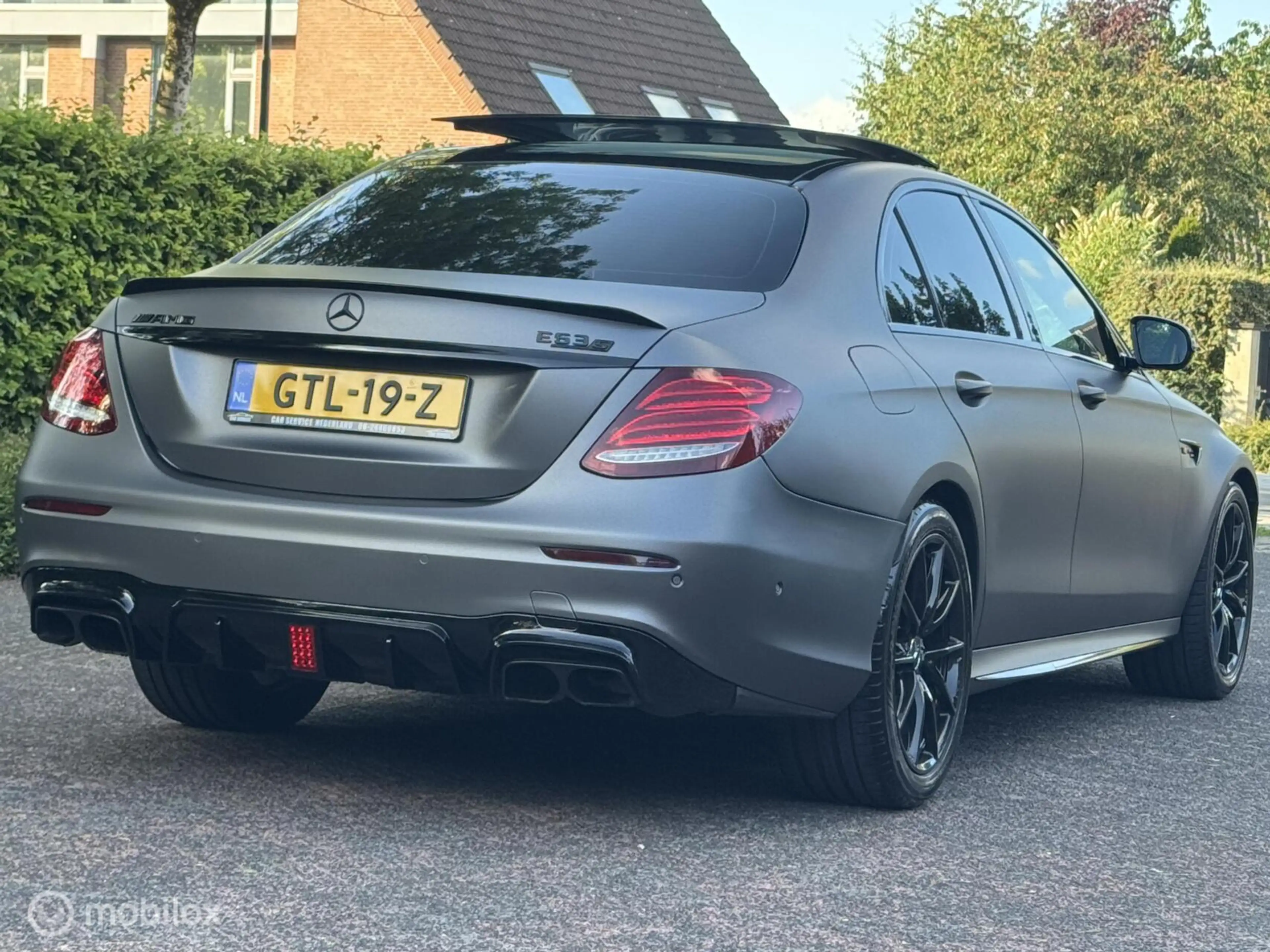 Mercedes-Benz E 63 AMG S 4MATIC Premium Plus — photo 17