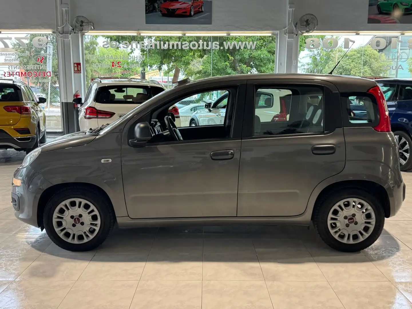 Fiat Panda 1.0GSE HYBRID 70CV.- " 5 PUERTAS ".- " NACIONAL ". - 2