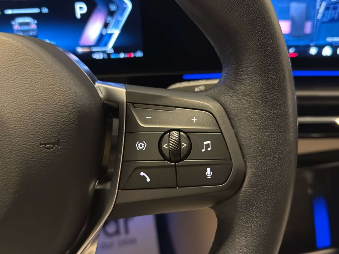 BMW X2 SDrive18d - 2025 - Joinsteer - #25