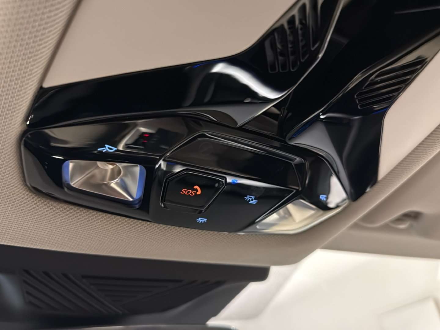 BMW X2 SDrive18d - 2025 - Joinsteer - #37