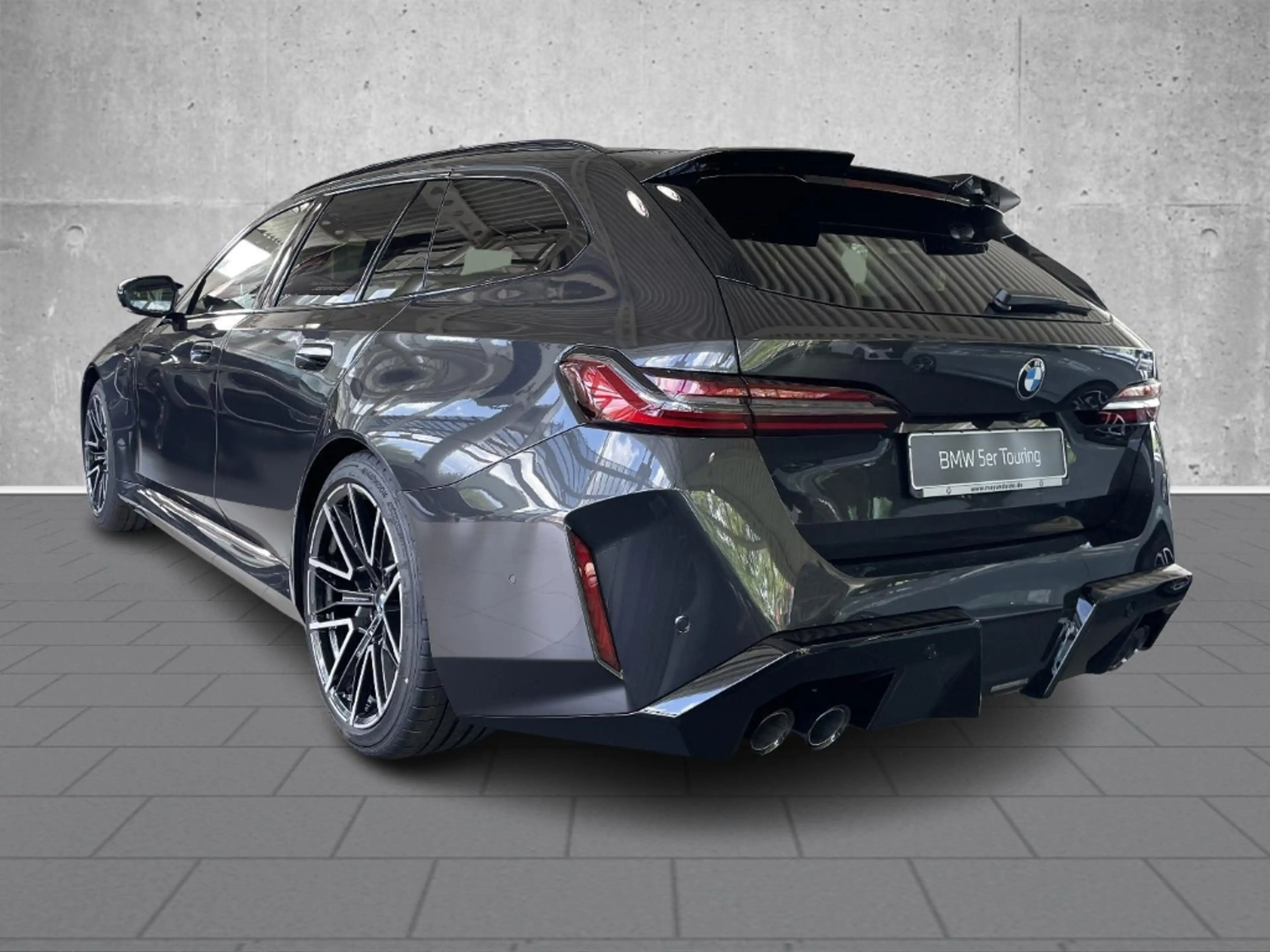 BMW M5 M Driver Package HUD AHK El. Pano Navi Leder Digit — photo 5