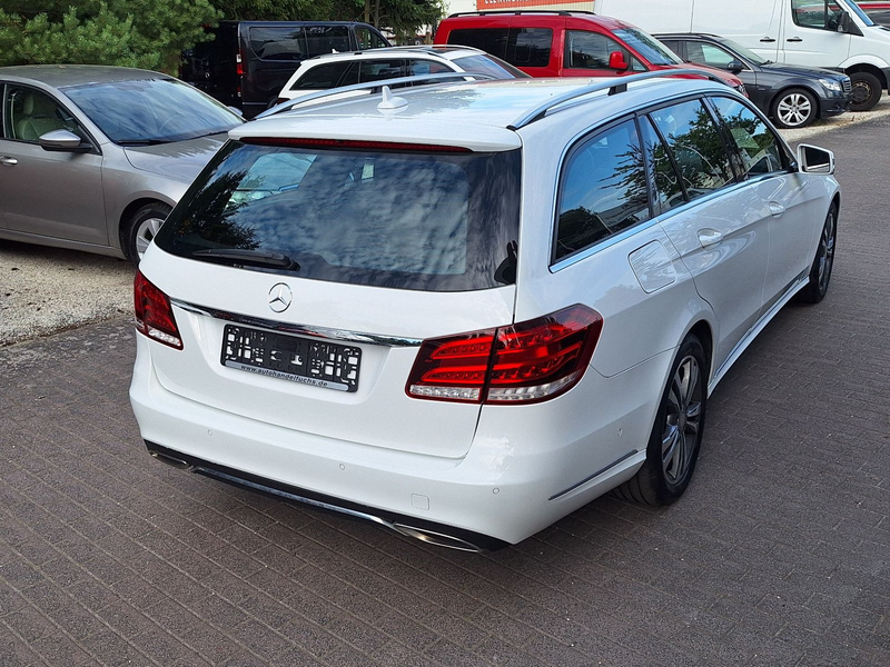 Mercedes-Benz E 220 T BlueTec Avantarde 2.Hand AHK LED Navi — photo 8