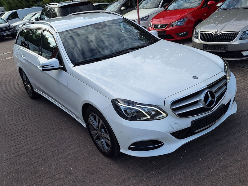 Mercedes-Benz E 220 T BlueTec Avantarde 2.Hand AHK LED Navi — photo 6