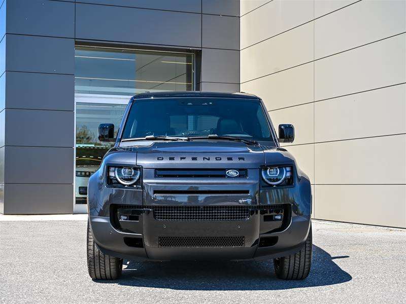 2026 Land Rover Defender 130 P300 S alt 2