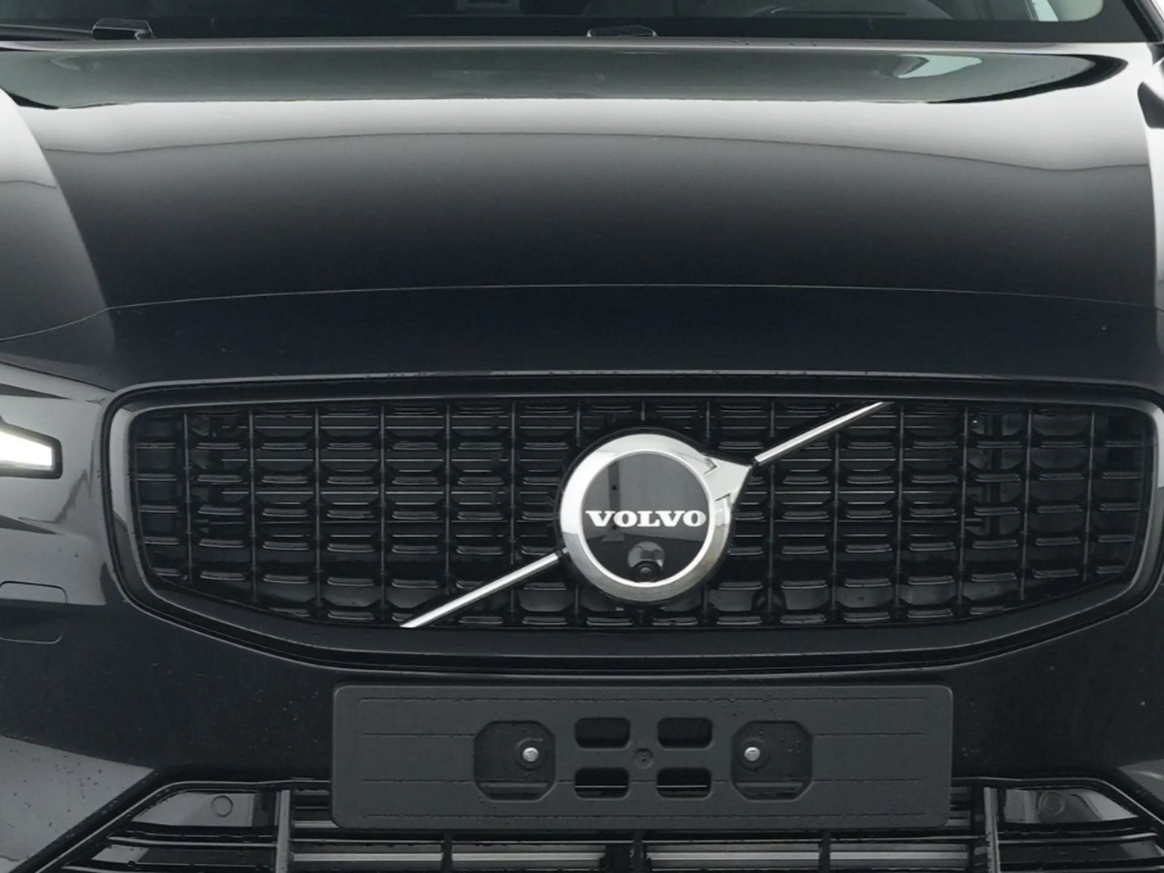 Volvo V60 T6 AWD Plus Dark Recharge Plug-In Hybrid HUD Stand — photo 4