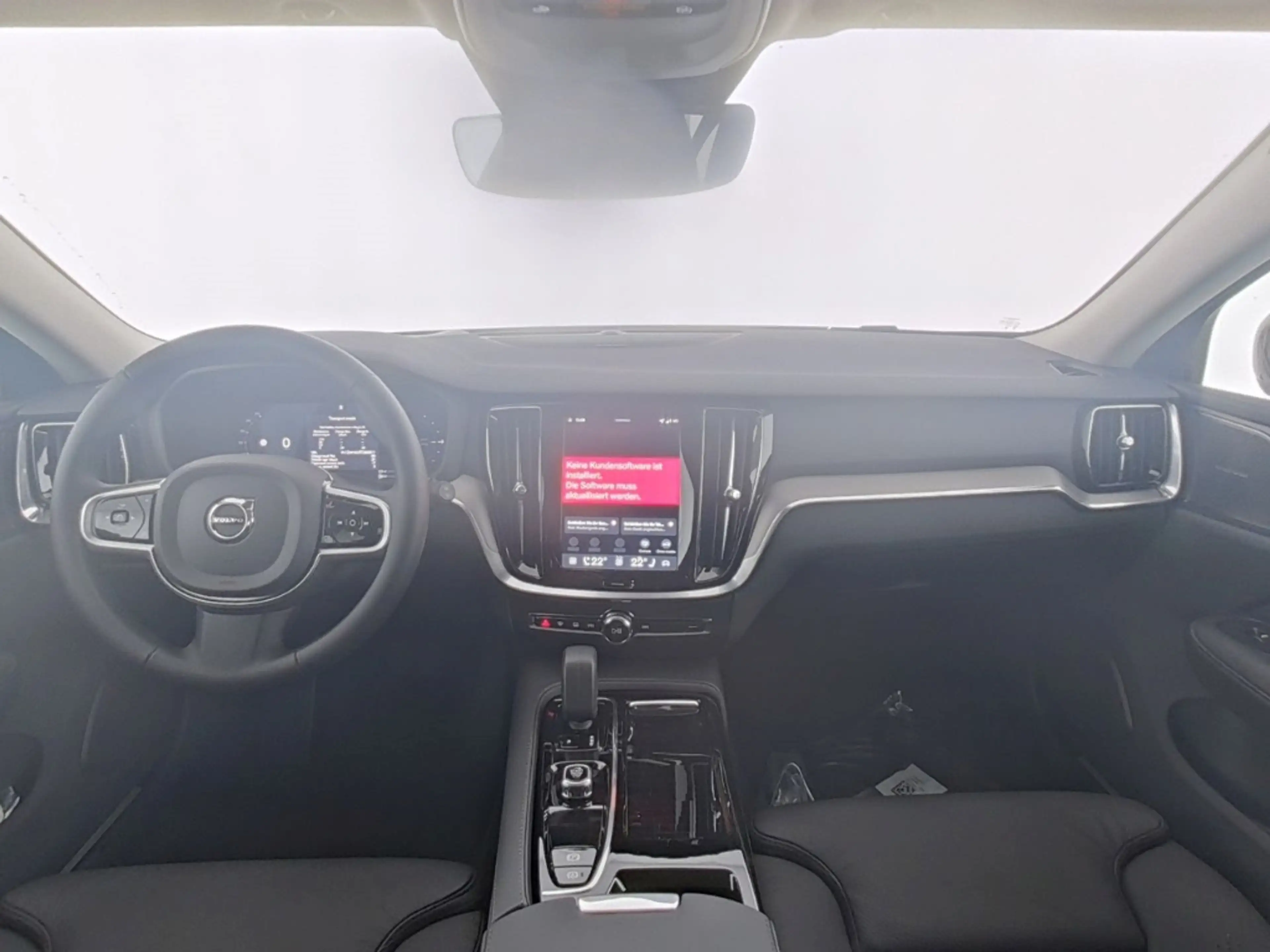 Volvo V60 T6 AWD Plus Dark Recharge Plug-In Hybrid HUD Stand — photo 5