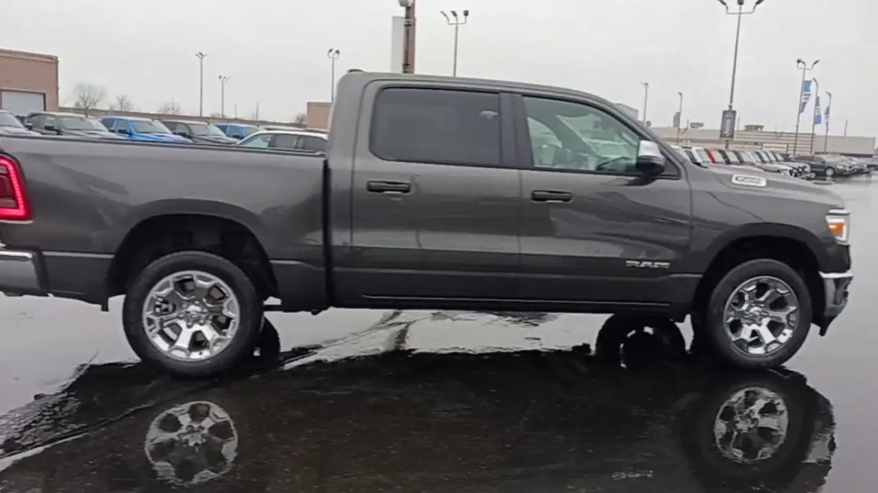 RAM 1500 снимка RAM 1500