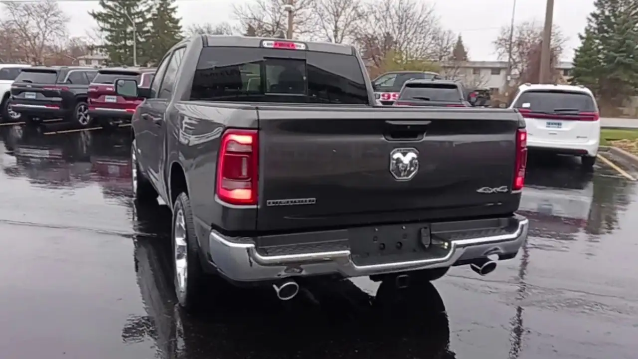 RAM 1500 снимка RAM 1500