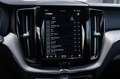 Volvo XC60 2.0 Recharge T8 | Plus | 2.250 kg trekgewicht! | L Schwarz - thumbnail 24
