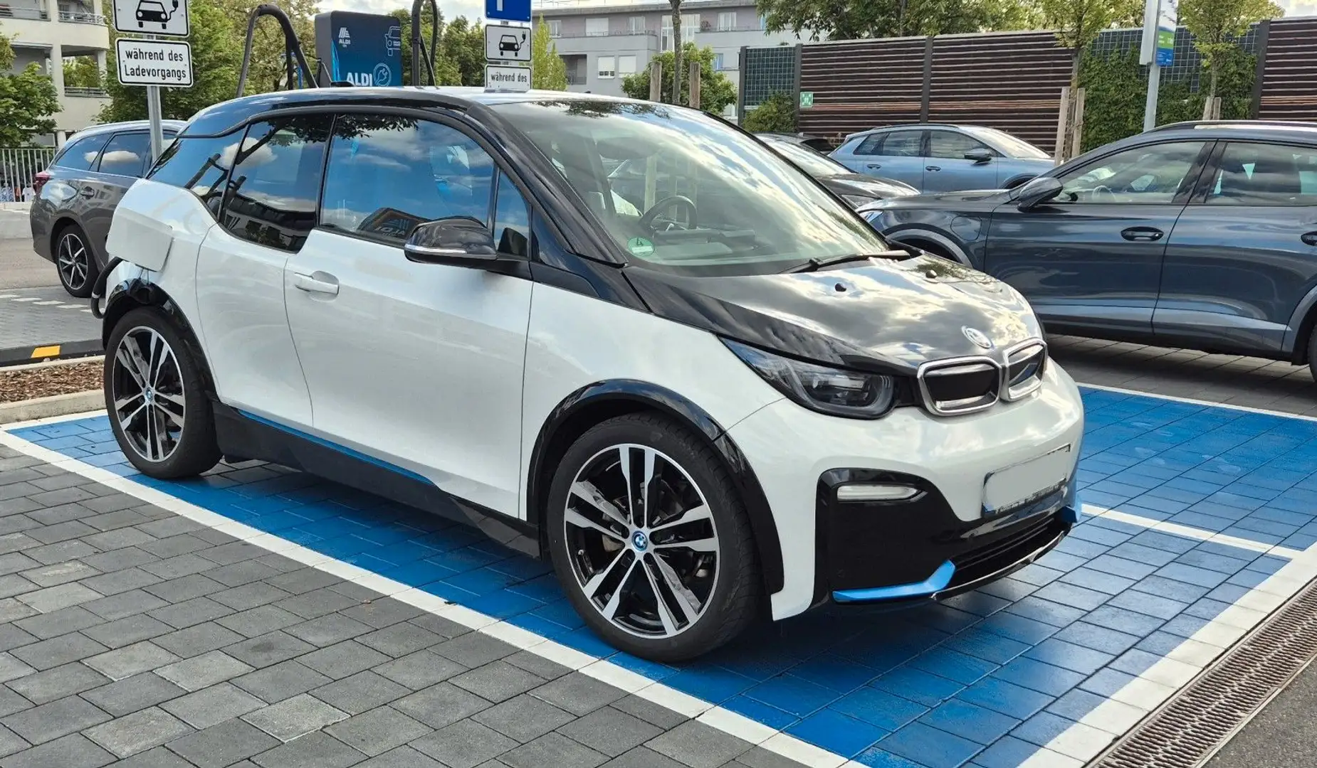 BMW i3 s /NaviProf./Kamera/LED/Wärmepumpe/ Blau - 2
