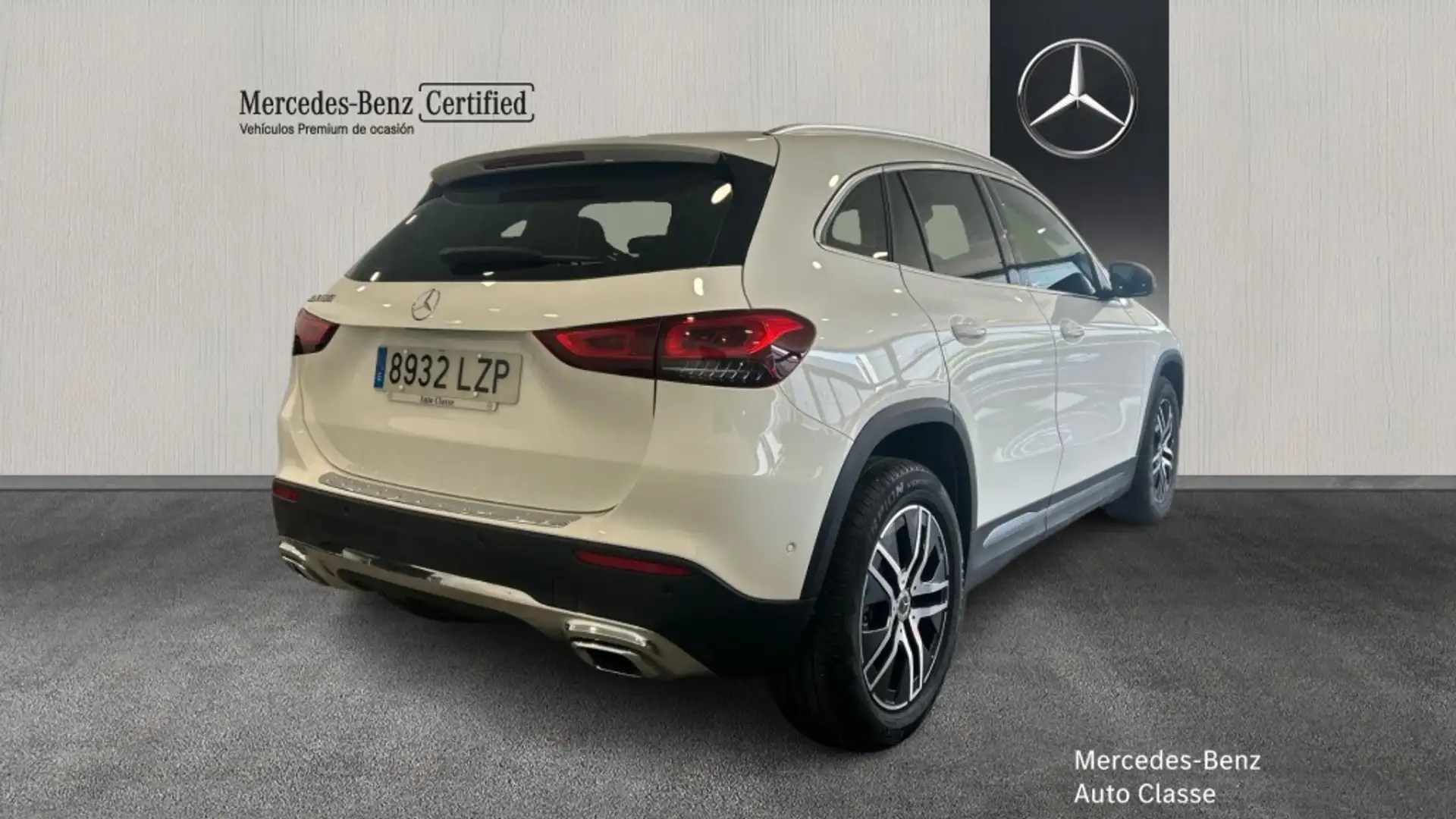 Mercedes-Benz GLA 180 -CLASS PROGRESSIVE Blanco - 2
