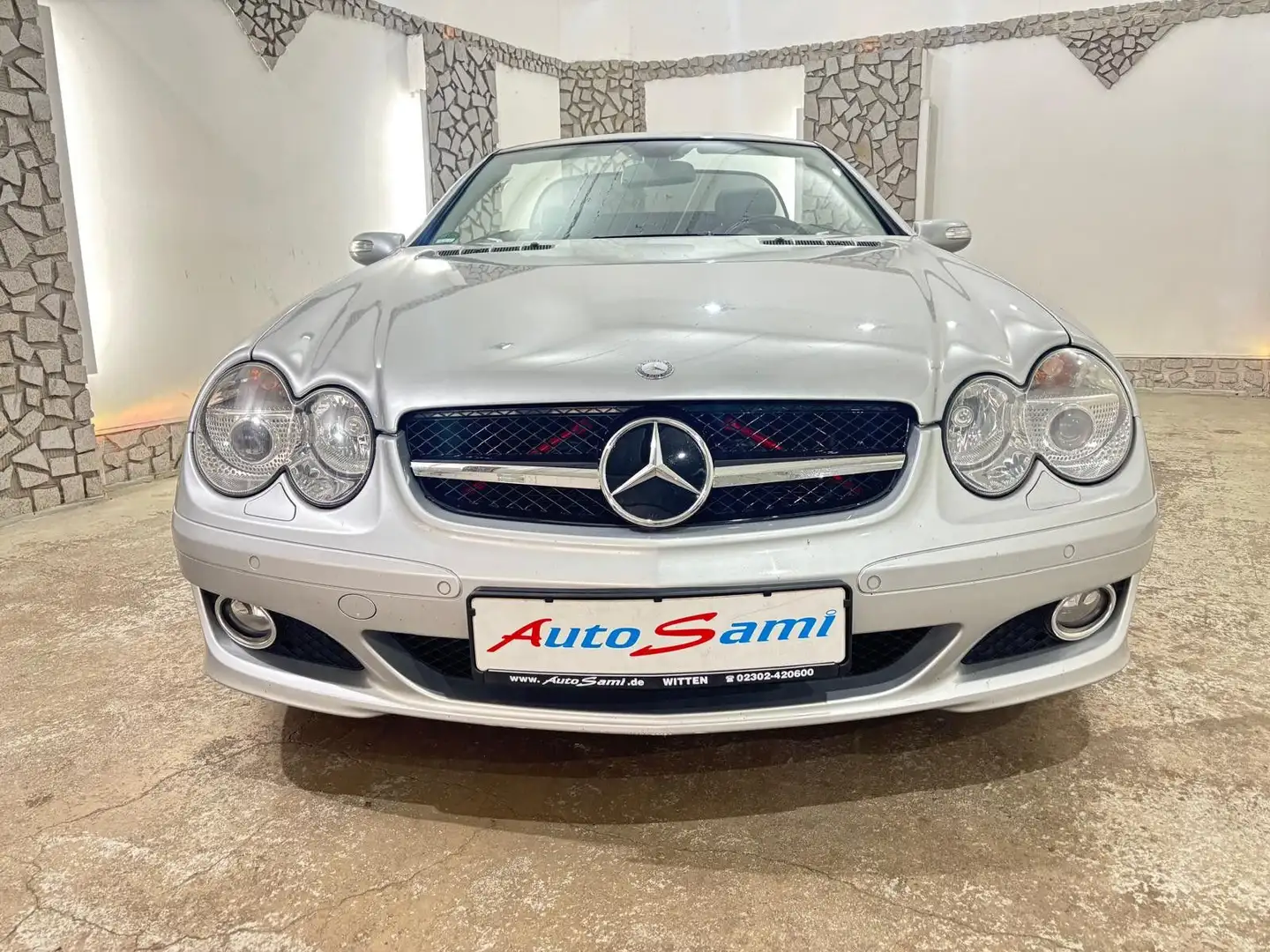 Mercedes-Benz SL 350 BOSE CAR-PLAY PDC SITZBELÜ TOP ZUSTAND Argent - 2