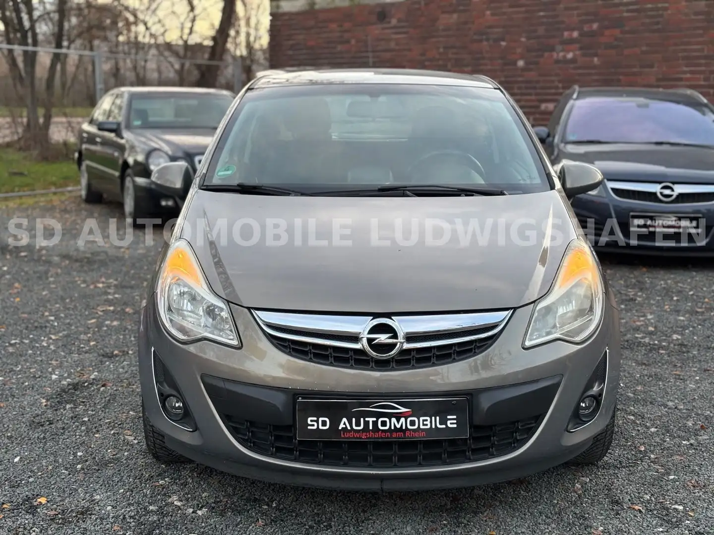 Opel Corsa D 1,2/TÜVNEU/VLLSCHKHFT/TMPMT/KLIMA Braun - 2