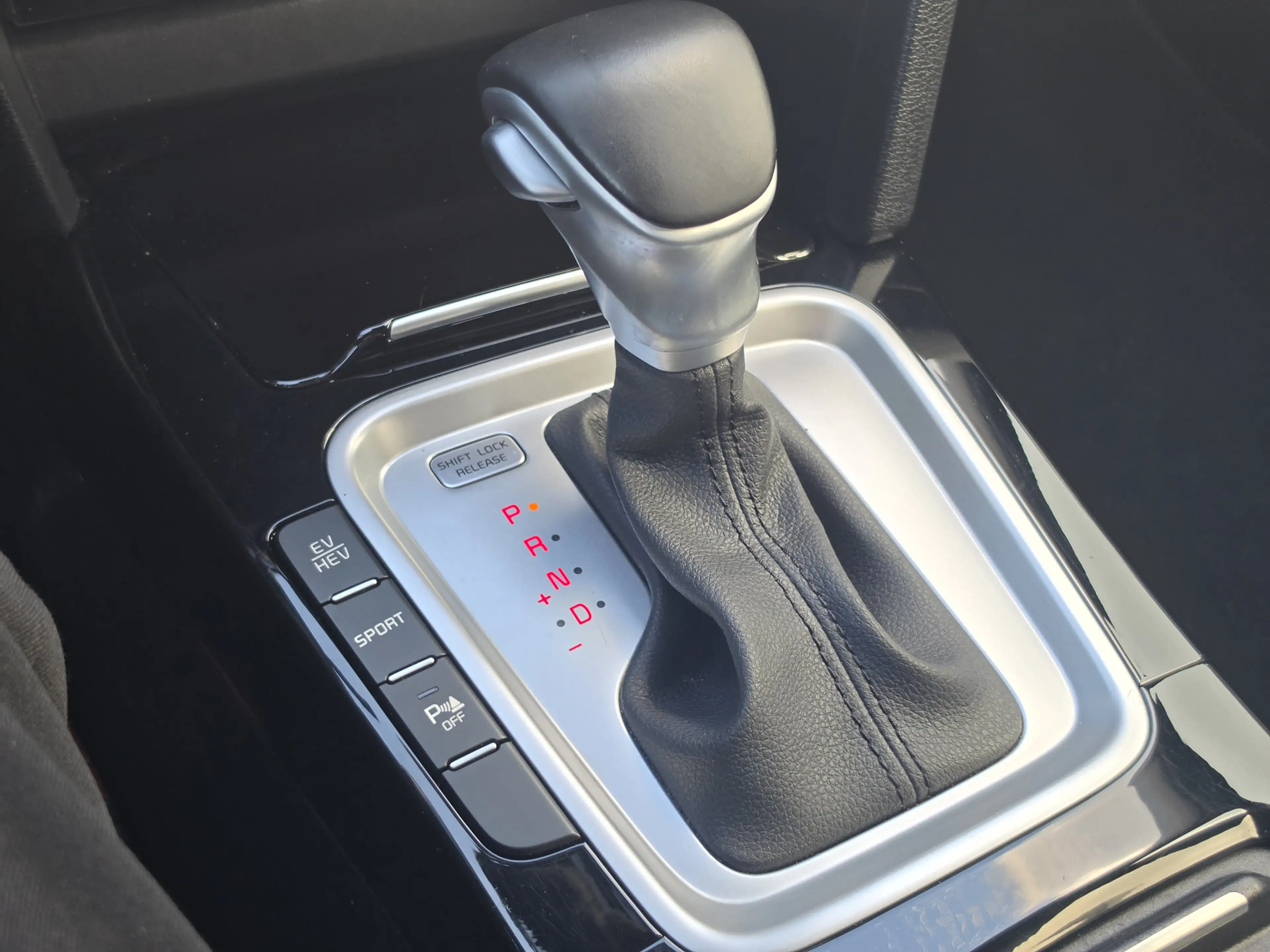 Kia XCeed 1.6 GDi PHEV DynamicPlusLine | Trekhaak | Apple Ca — photo 22