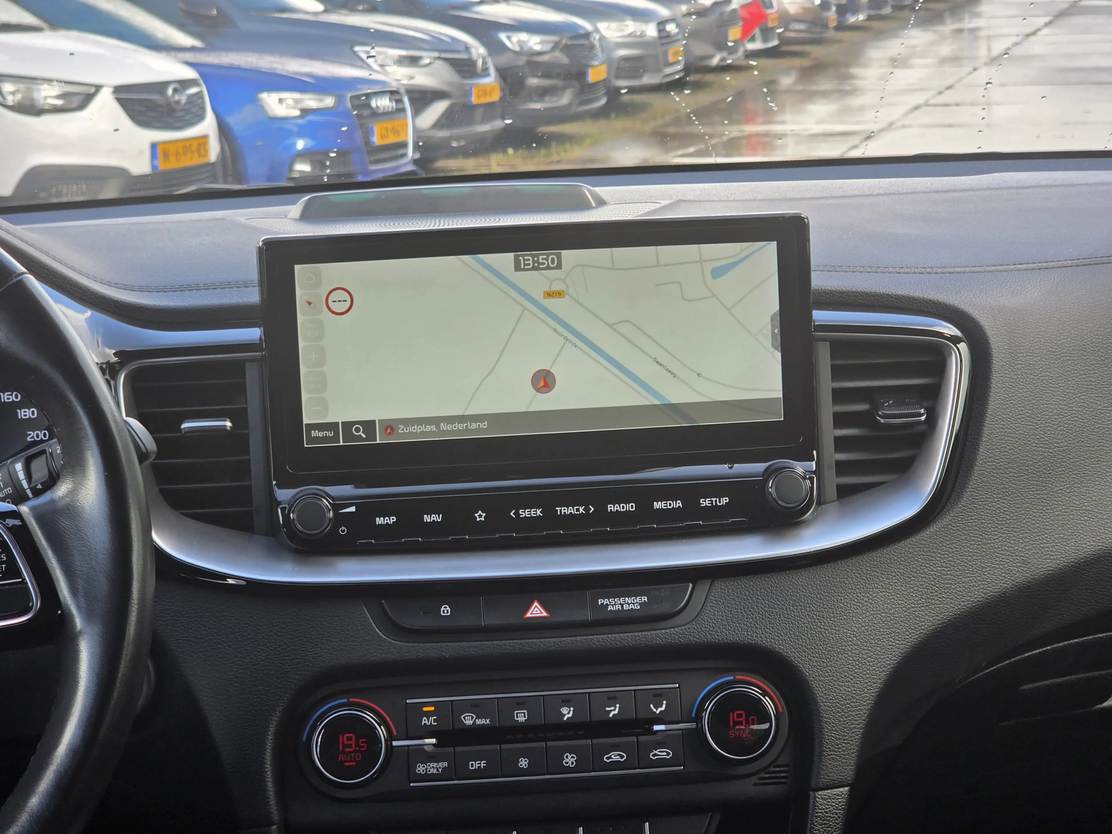 Kia XCeed 1.6 GDi PHEV DynamicPlusLine | Trekhaak | Apple Ca — photo 25
