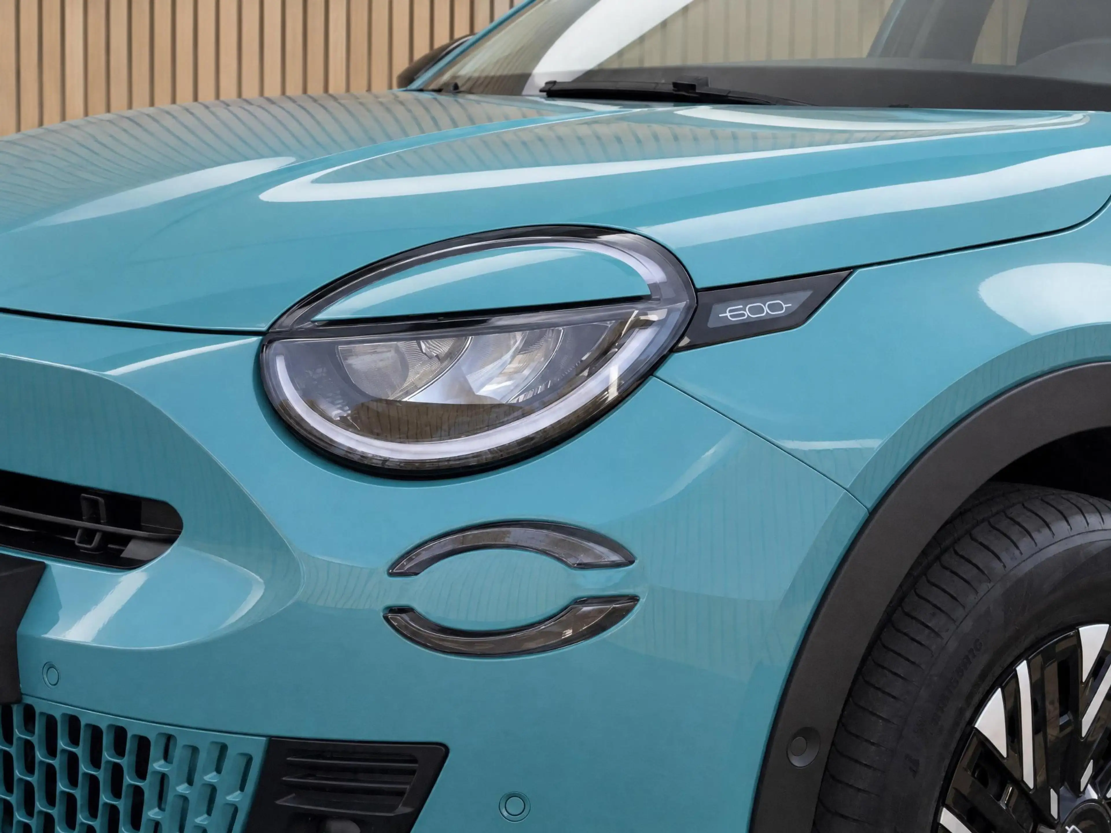Fiat 600 1.2 Hybrid Urban | Apple Carplay / Climate / Camer — photo 9