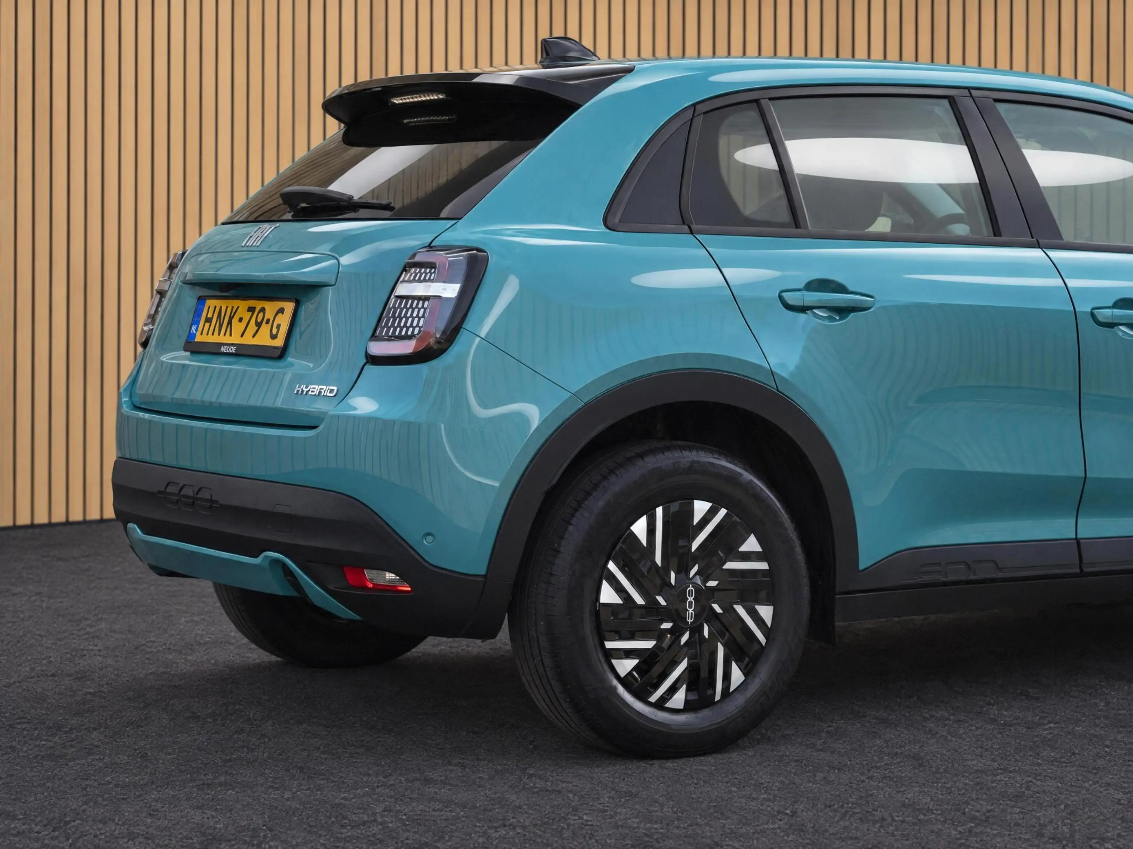 Fiat 600 1.2 Hybrid Urban | Apple Carplay / Climate / Camer — photo 10