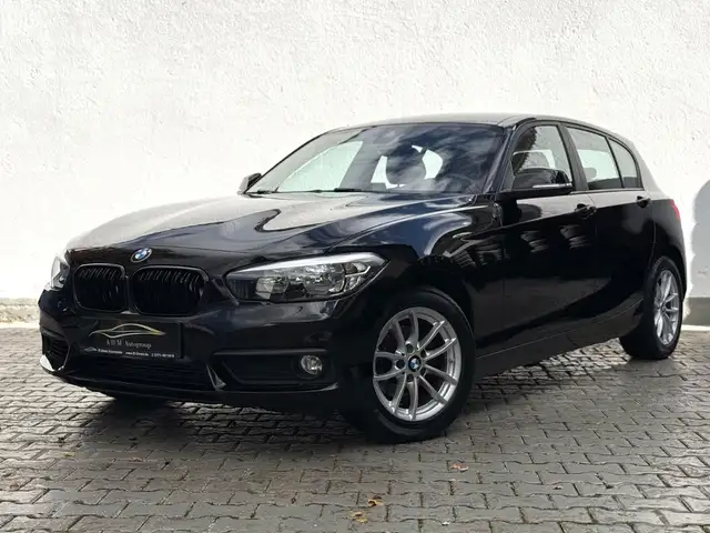 BMW 118 i Aut. Advantage RCam/NaviProf/S-Heft/Keyless