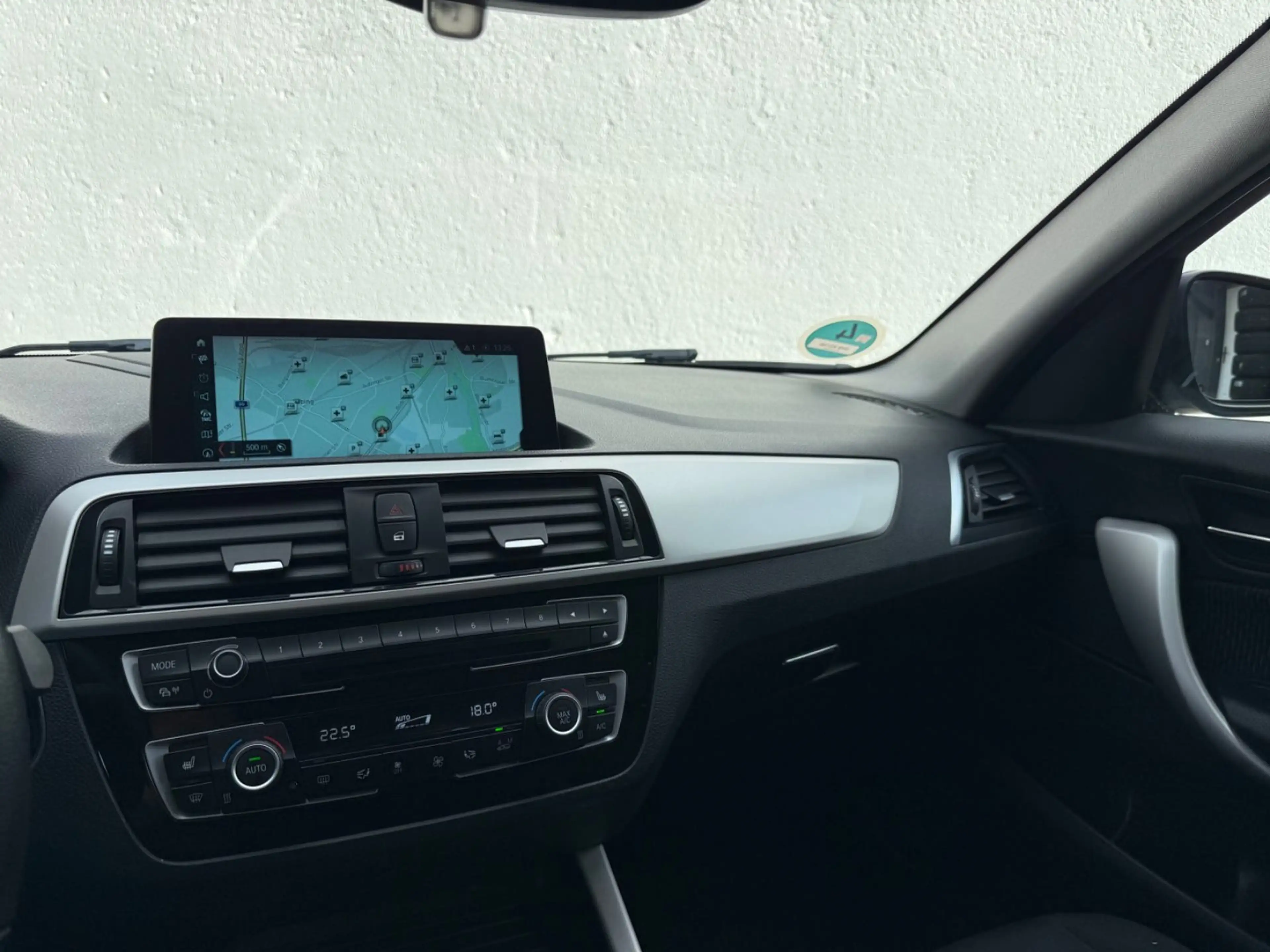 BMW 118 i Aut. Advantage RCam/NaviProf/S-Heft/Keyless — photo 10