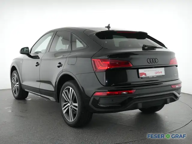 Audi Q5 view 13