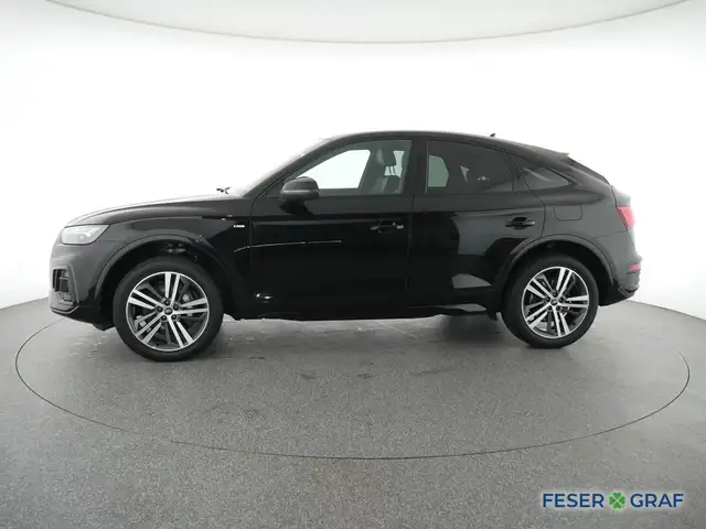 Audi Q5 view 14