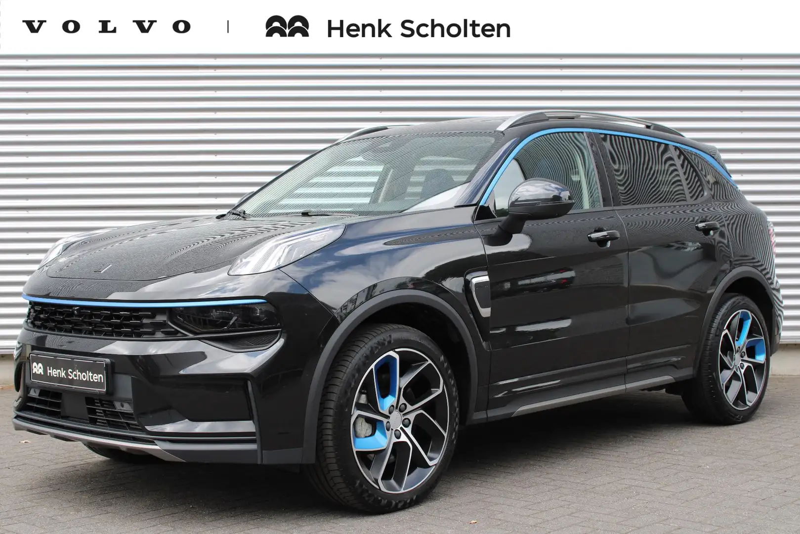 Lynk & Co 01 1.5 Plug-in Hybrid Automaat 261PK Panoramadak | In Schwarz - 1