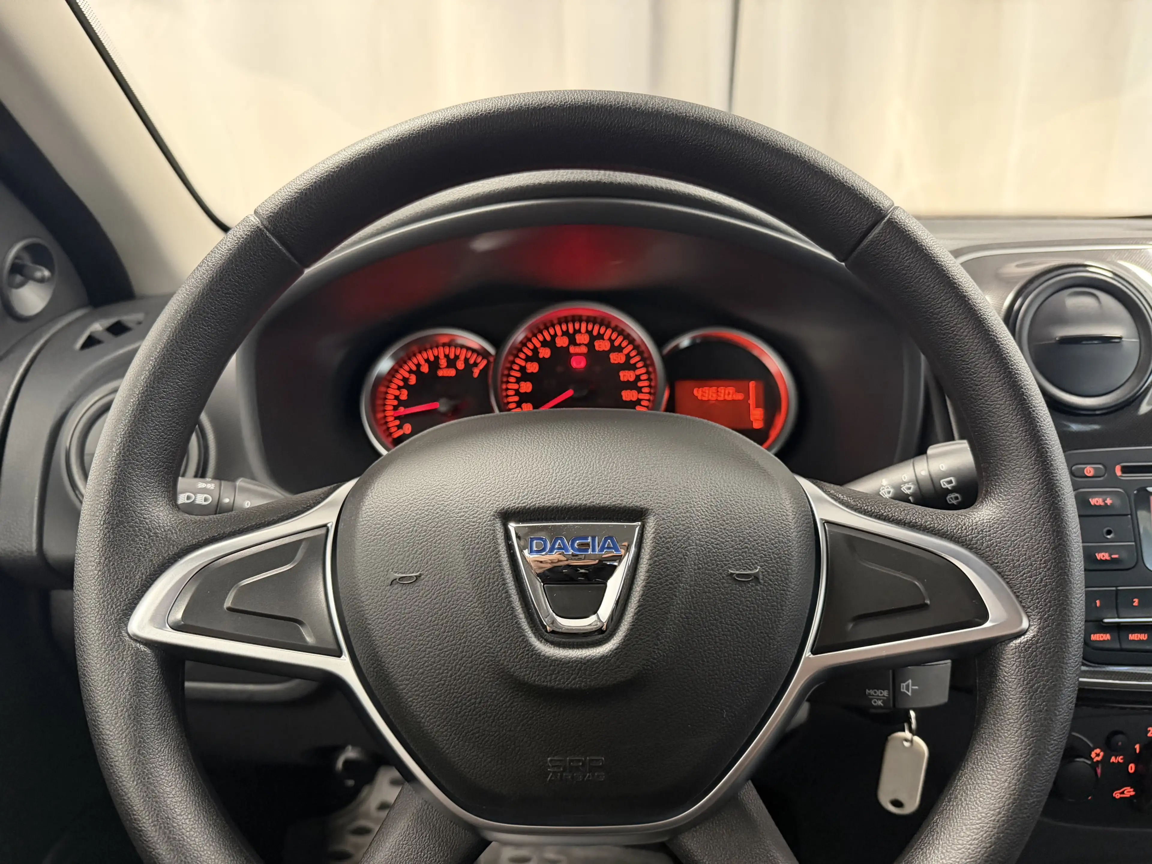 Dacia Logan MCV ll 1.0 Kombi Klima Bluetooth — photo 14