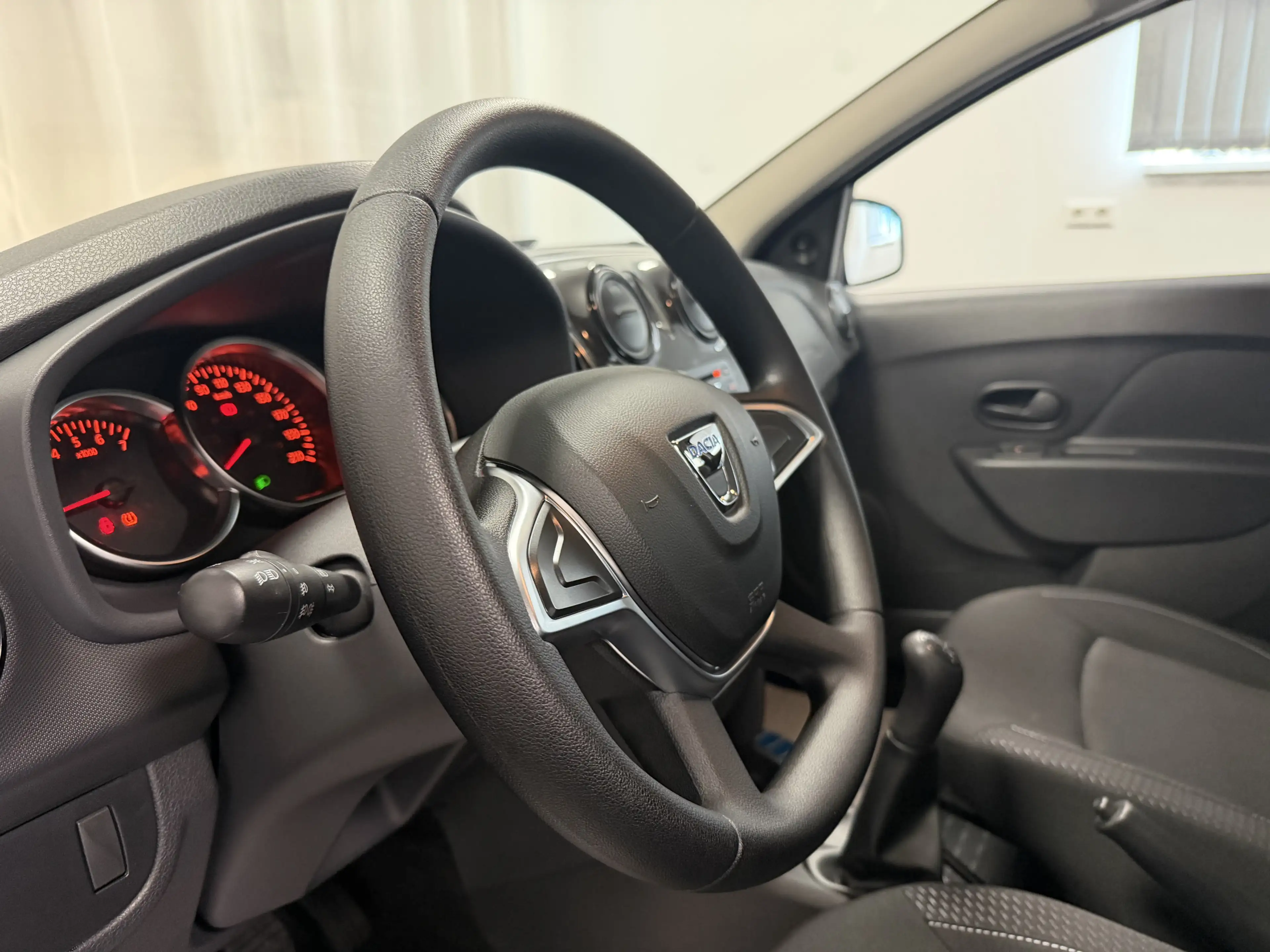 Dacia Logan MCV ll 1.0 Kombi Klima Bluetooth — photo 10