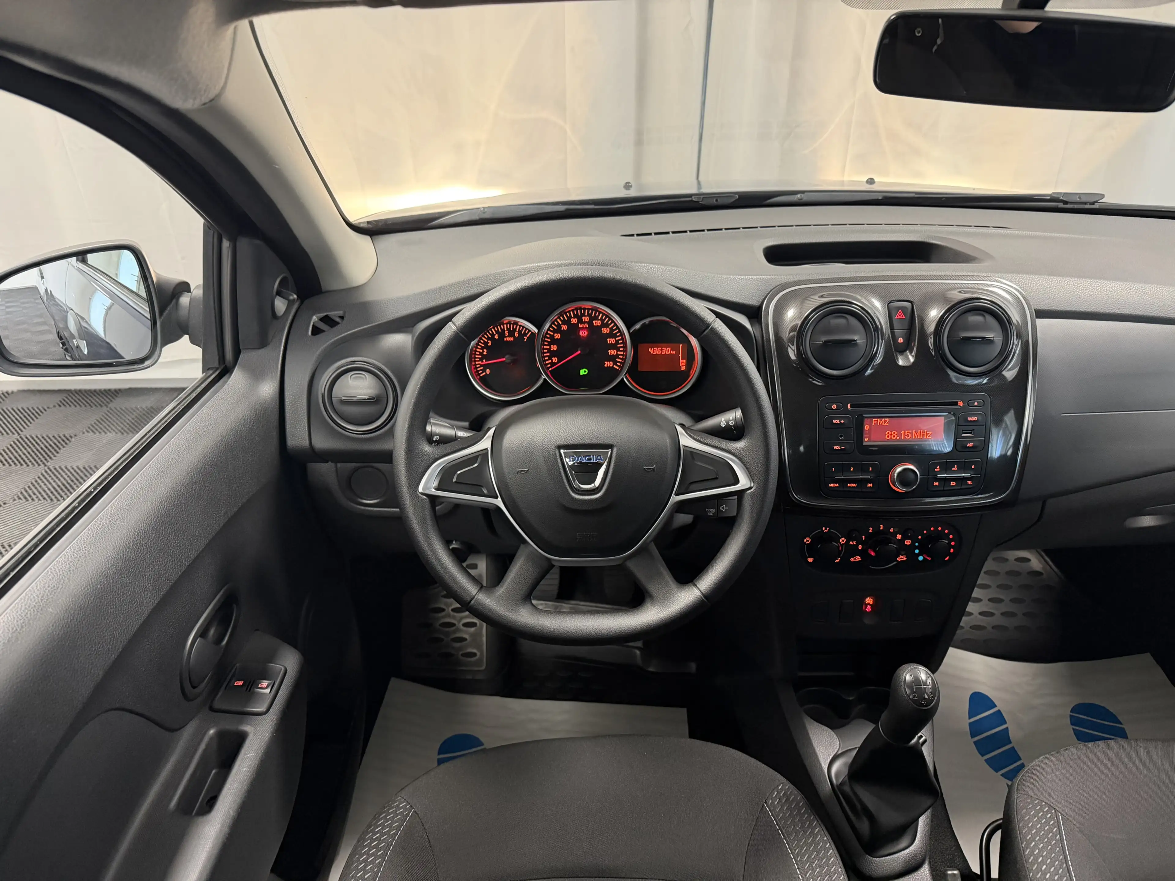 Dacia Logan MCV ll 1.0 Kombi Klima Bluetooth — photo 13