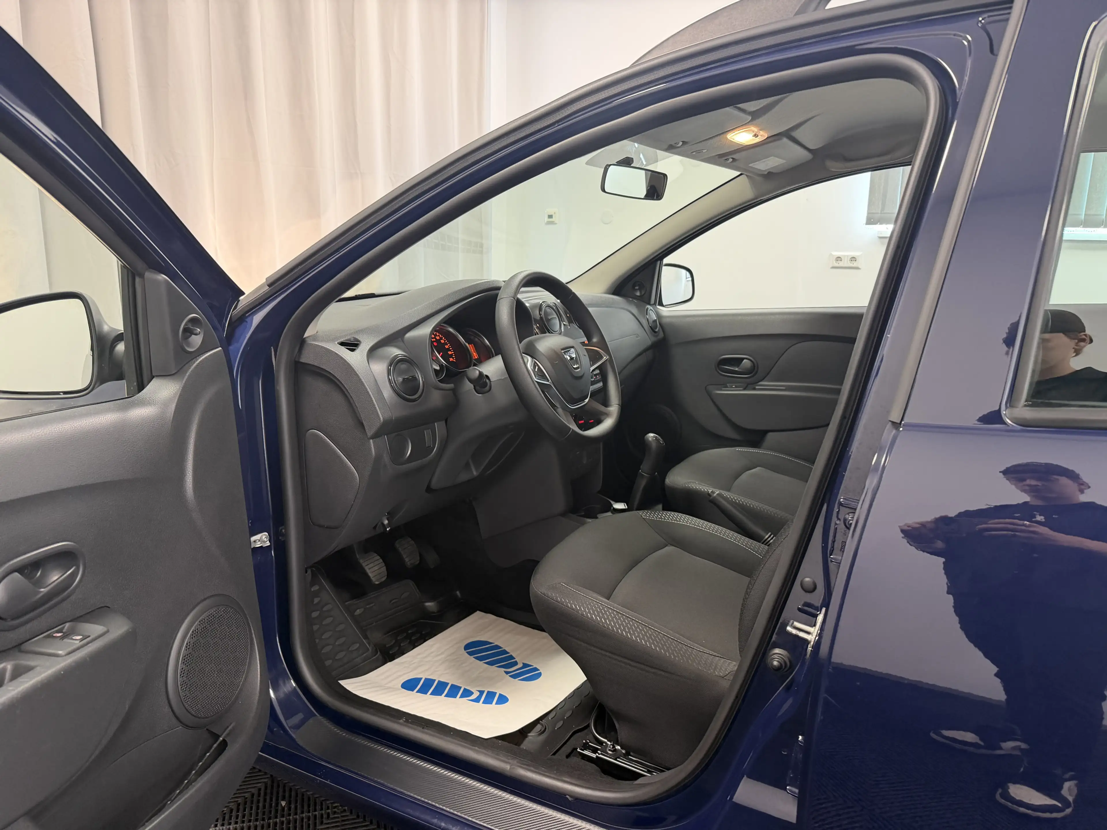 Dacia Logan MCV ll 1.0 Kombi Klima Bluetooth — photo 9