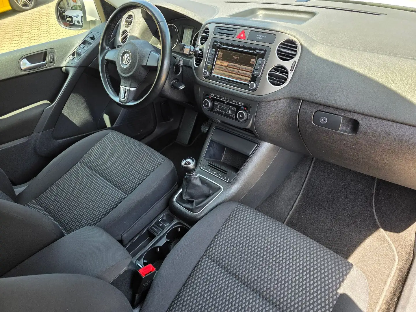 Volkswagen Tiguan 1.4 TSI Trend & Fun BMT Klimaautomatik Blanc - 2