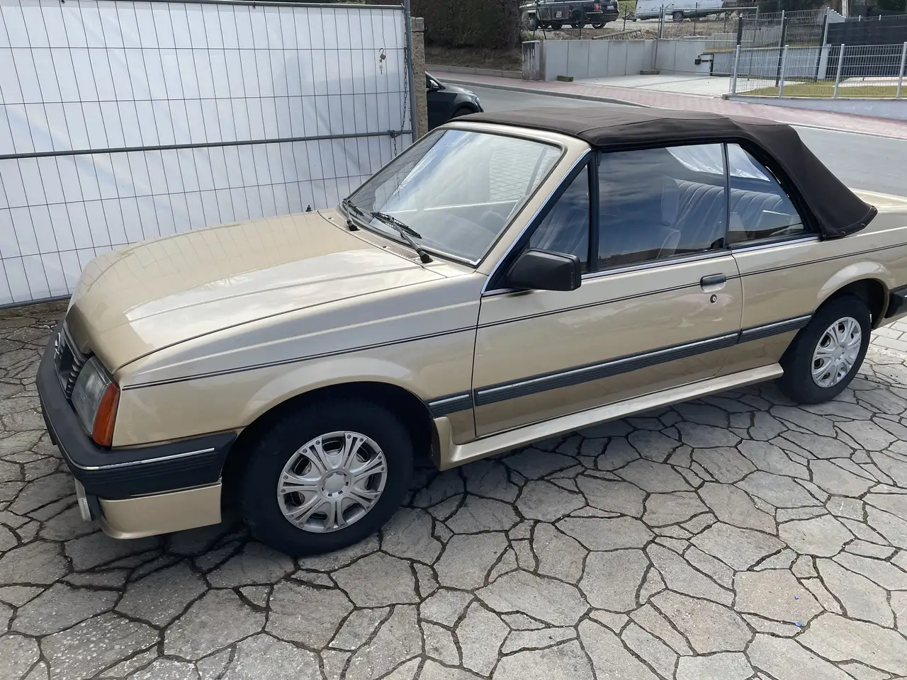 Opel Ascona Cabrio Bastler Auto Kein Tüv, Verdeck Eingerissen, foto 10