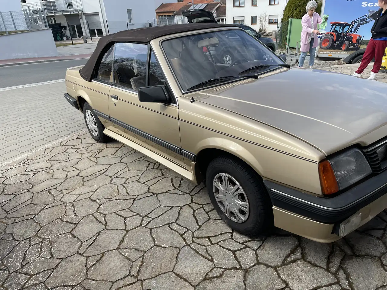 Opel Ascona Cabrio Bastler Auto Kein Tüv, Verdeck Eingerissen, foto 9