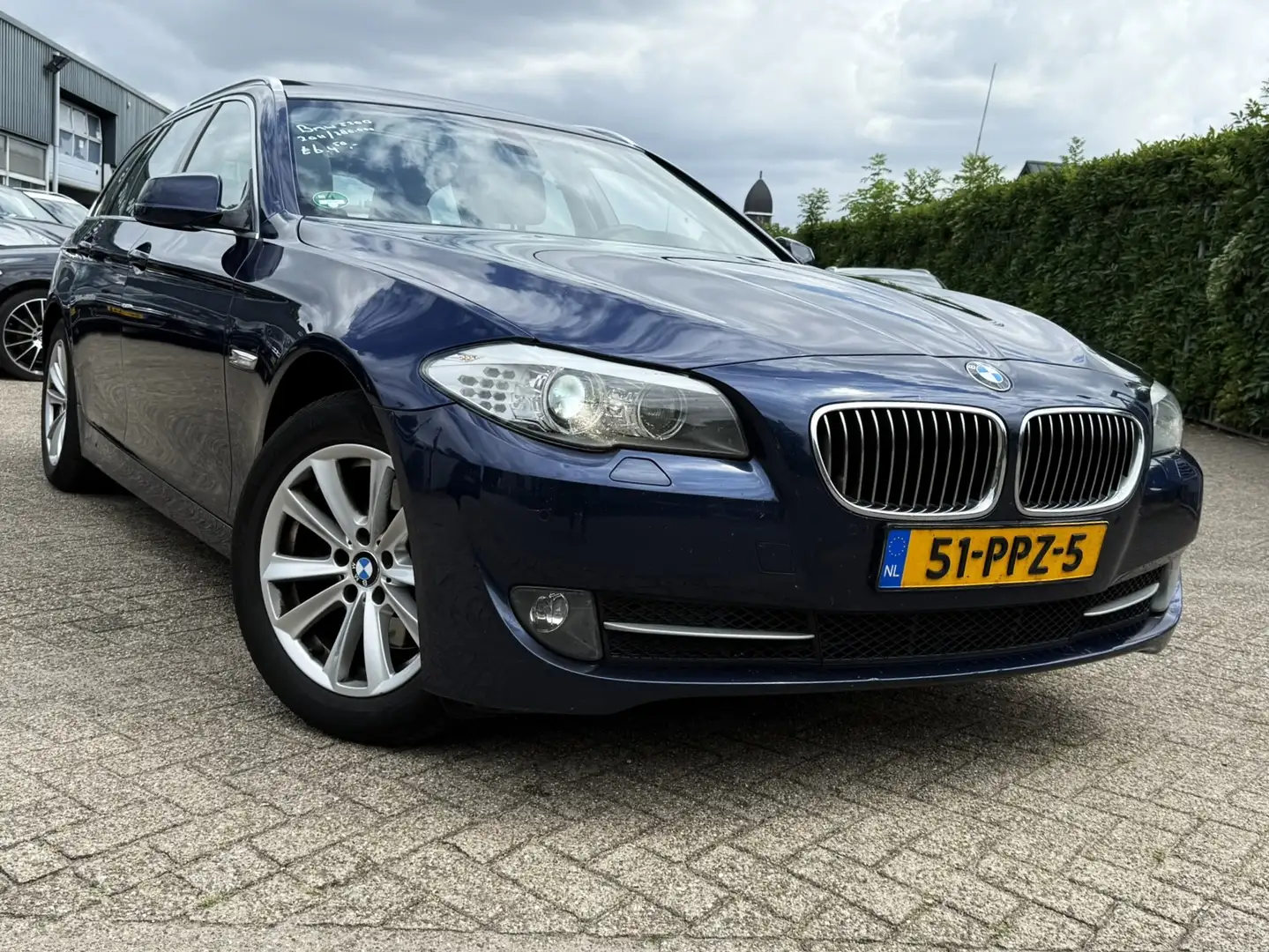 BMW 520 5-serie Touring 520D HIGH EXECUTIVE NAVI/LEER/XENO Blauw - 2