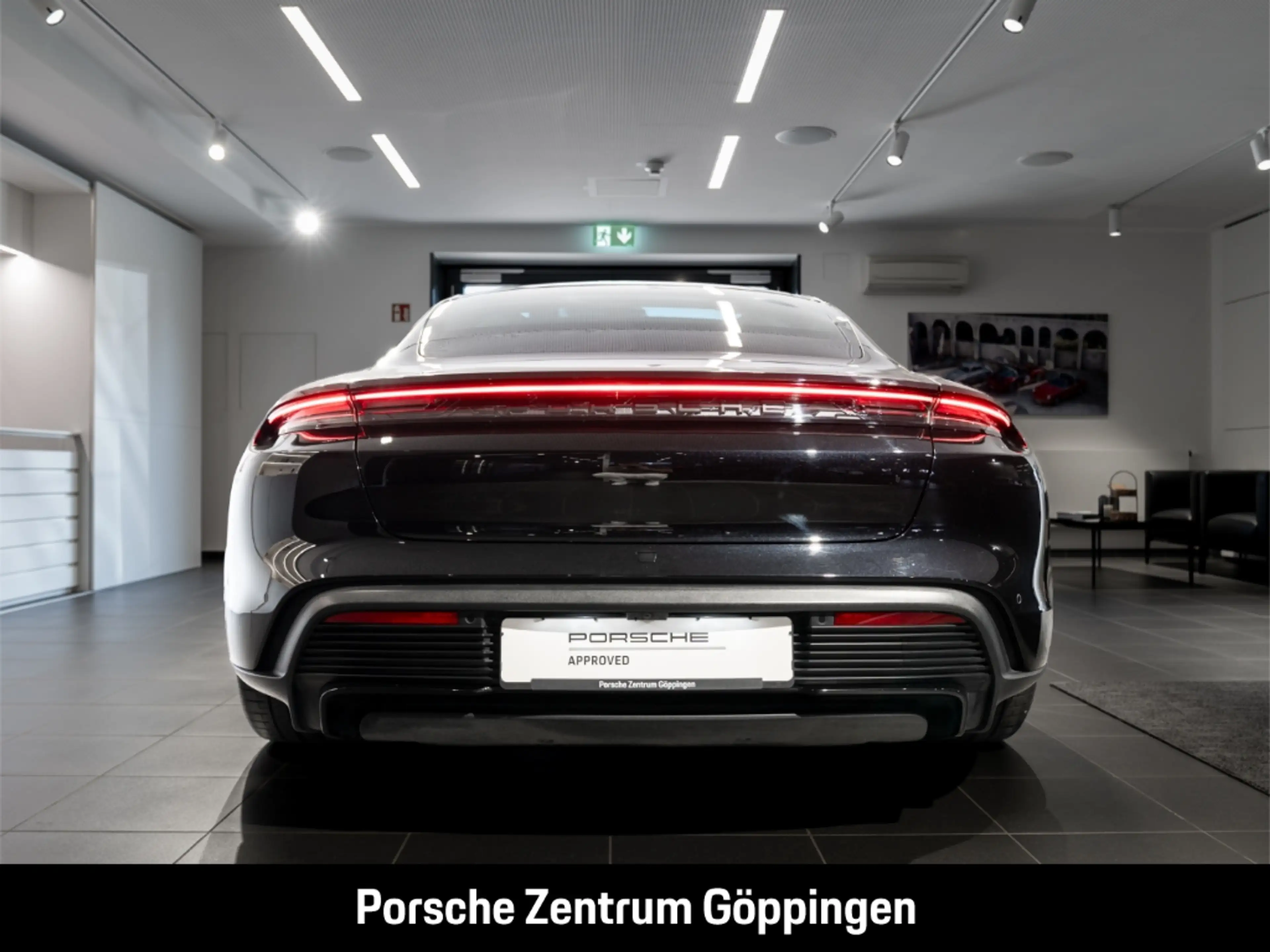 Porsche Taycan GTS — photo 7