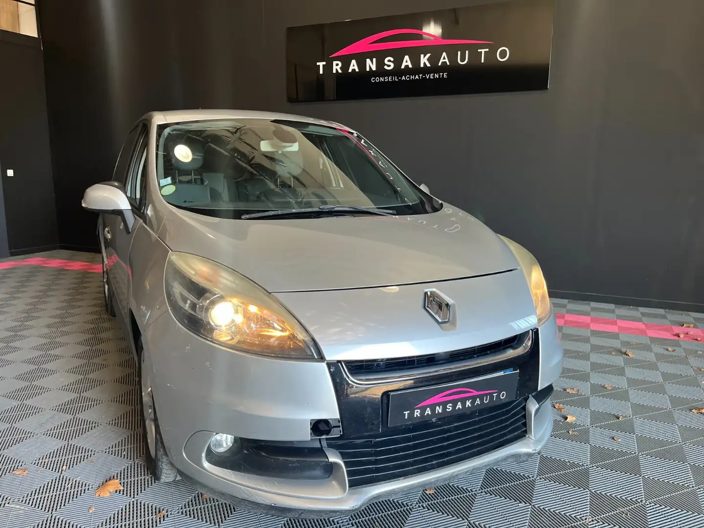 Renault Scenic Business Grau - 2