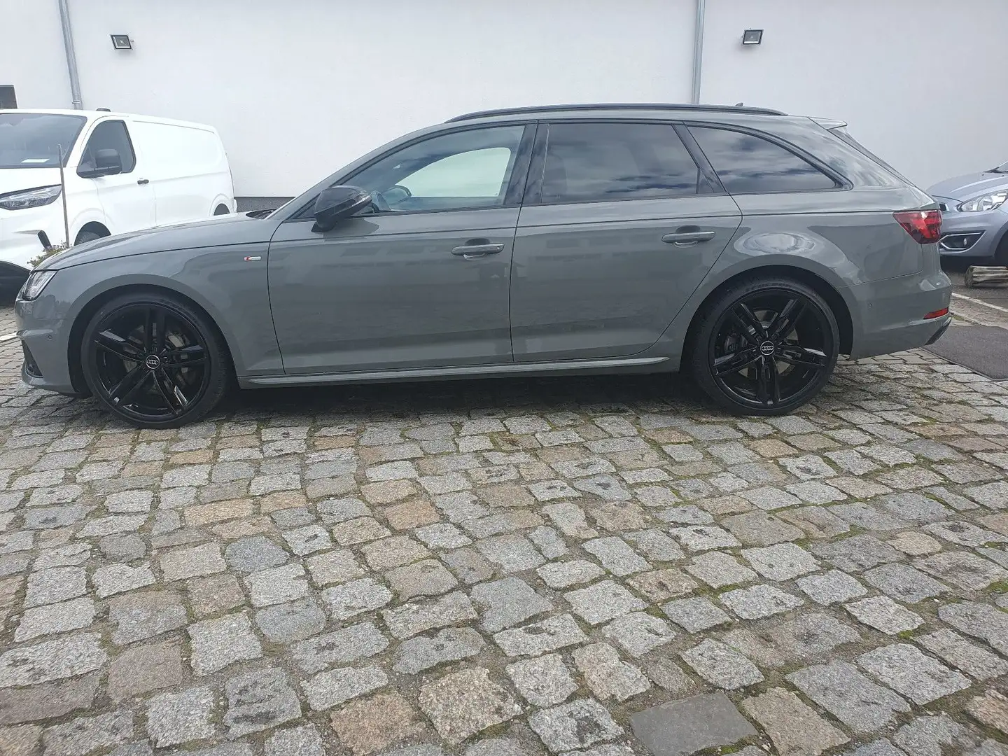 Audi A4 Avant 50 TDI quattro sport Ahkpl. Standhzg Gris - 2