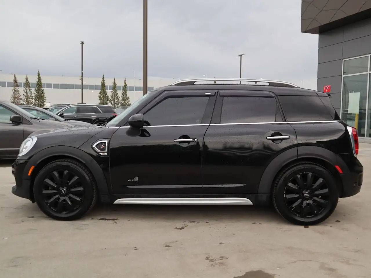 MINI Countryman снимка MINI Countryman