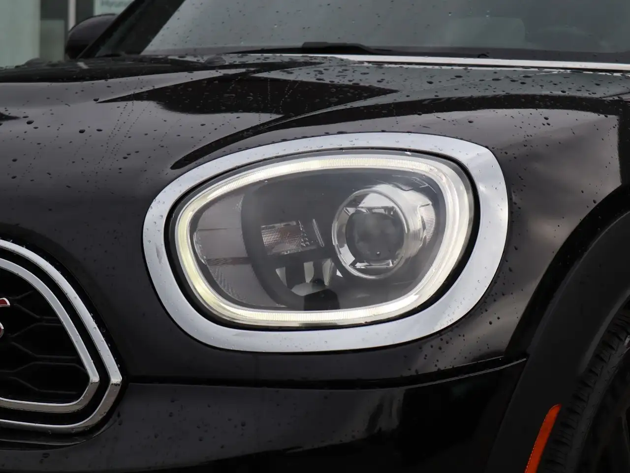 MINI Countryman снимка MINI Countryman