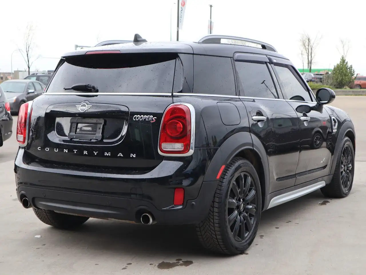 MINI Countryman снимка MINI Countryman