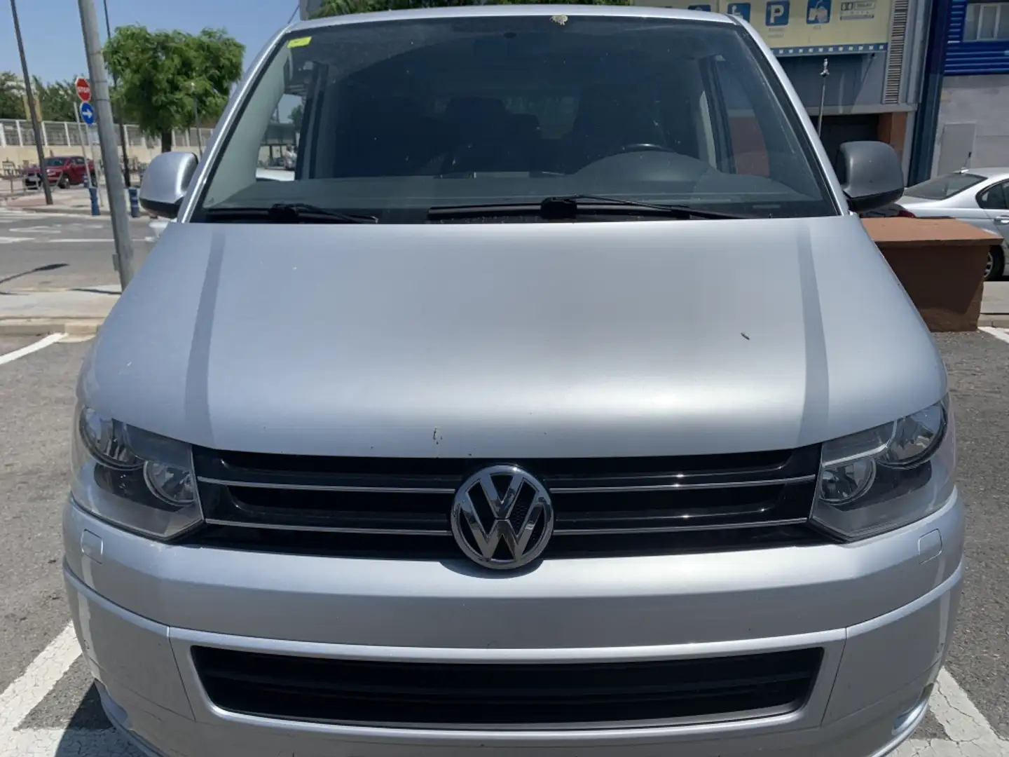 Volkswagen Caravelle Comercial 2.0BiTDI BMT Comfort. Ed. L 4M Gris - 2