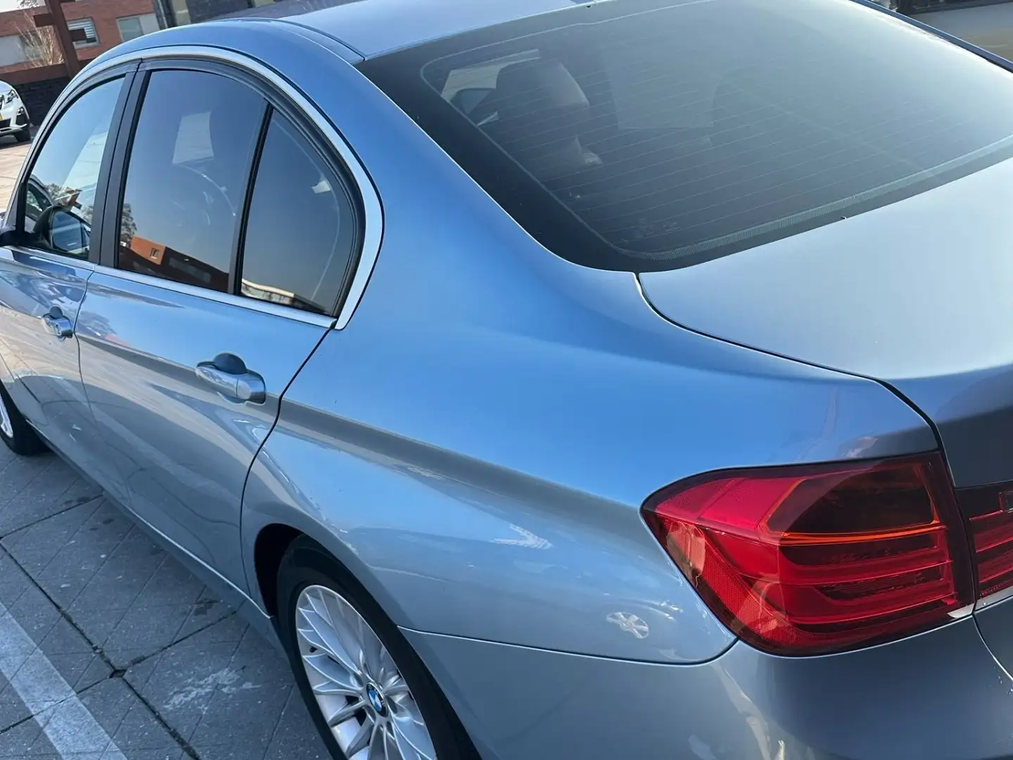 BMW 320 320d EDE High Exec.NAP (VERKOCHT) (SOLD) Blue - 2