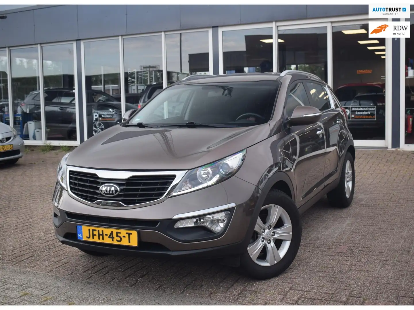 Kia Sportage 2.0 Comfort Pack | CLIMATE CONTROL | CRUISE CONTRO Bruin - 1